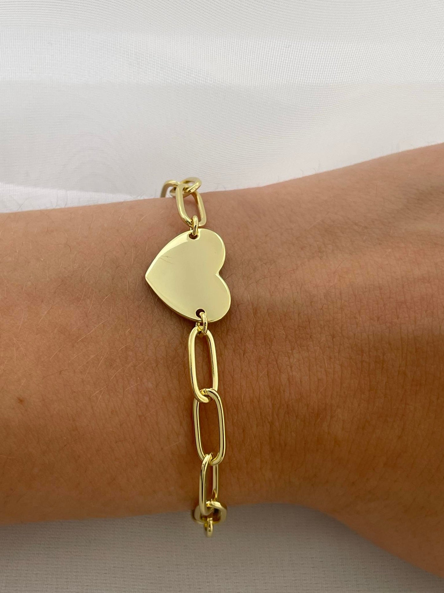 Gold Plated Polished Heart Paperclip Bracelet